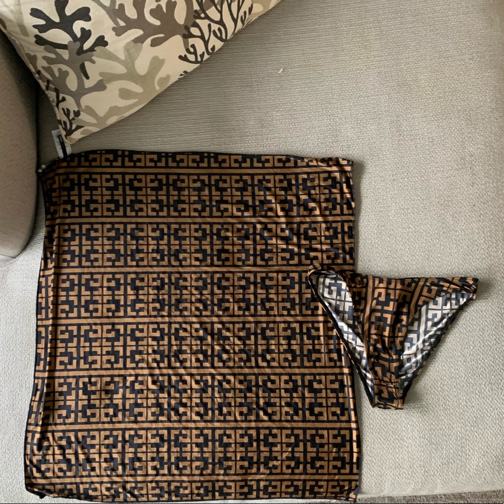 Bikini bottom and tie top